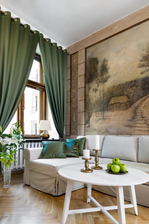 P&j Luxury * Cracovia