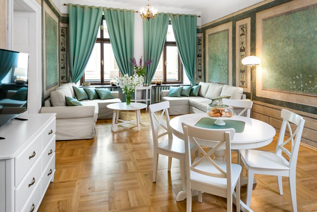 P&j Luxury Apartamento *